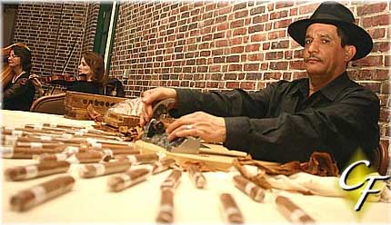 Cigar Roller